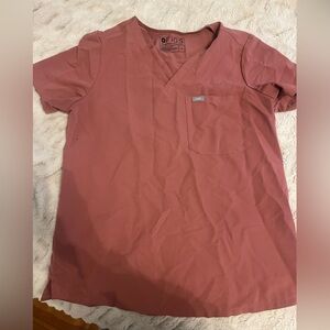 Figs size medium scrub top